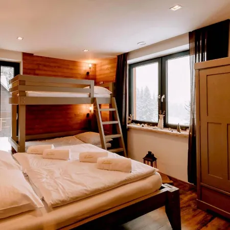 Martinski Lodge *