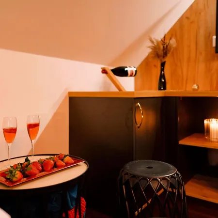 Martinski Lodge *