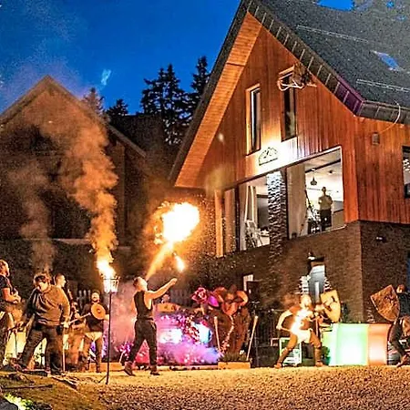 Lodge Martinski